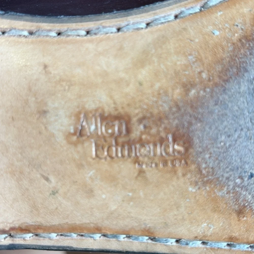 Allen Edmonds sz 10 brown leather loafers with tassels
